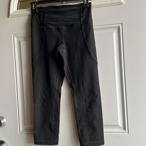 Lululemon cropped leggings
